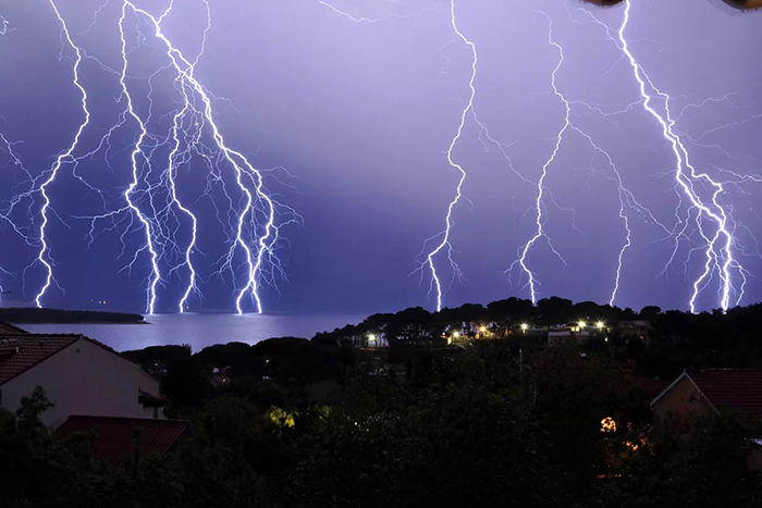 防雷檢測過關(guān)大揭秘：合格歐姆數(shù)你達(dá)到了嗎？